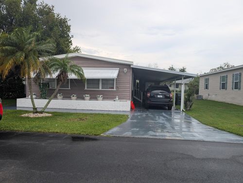 32 Manor Drive, Fort Pierce, FL, 34982 | Card Image