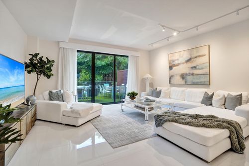 s104-3030 N Ocean Blvd, Fort Lauderdale, FL, 33308-7385 | Card Image