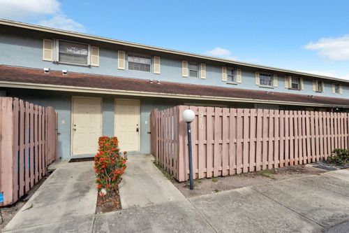 e-910 Cypress Way E, Palm Springs, FL, 33406-7597 | Card Image