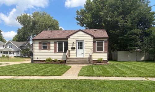 309 W 12th St, Spencer, IA, 51301-3530 | Card Image