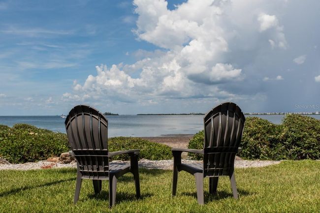 UNIT-111 - 600 Manatee Ave, Condo with 2 bedrooms, 2 bathrooms and null parking in Holmes Beach FL | Image 14