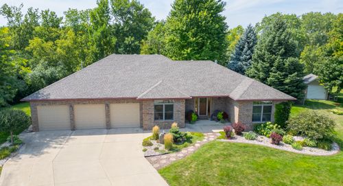 1316 Pheasant Run Circle, Brookings, SD, 57006 | Card Image