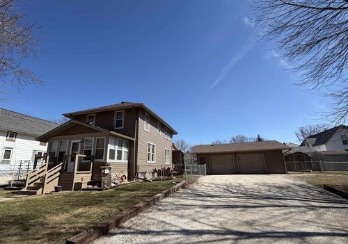 107 10th St. N., Humboldt, IA, 50548 | Card Image