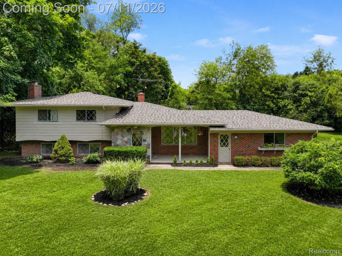 Residential in Bloomfield Hills 5
