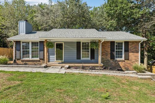 3215 Trails End Ln, Nashville, TN, 37214-4277 | Card Image