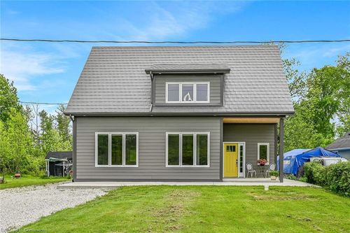 18 Siddall Rd, Lowbanks, ON, N0A1K0 | Card Image