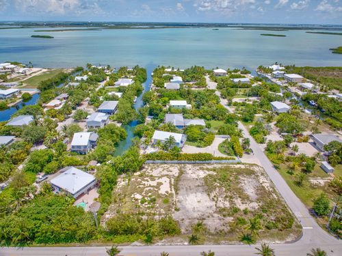 17215 Keystone Rd, Sugarloaf Key, FL, 33042-3651 | Card Image