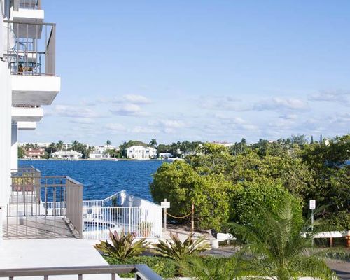 apt-202-301 Croton Ave, Lantana, FL, 33462-2944 | Card Image