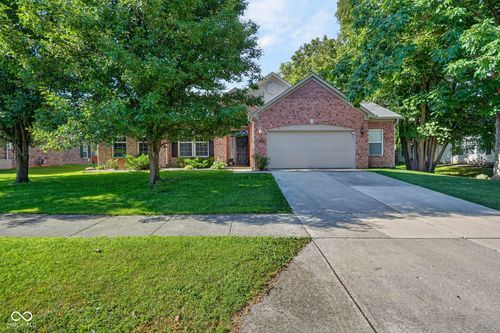 5735 W Port Dr, Mccordsville, IN, 46055-9341 | Card Image