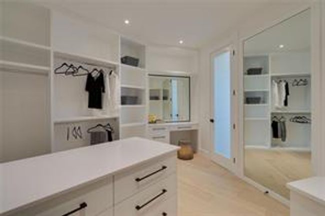 5120 Nesbitt Rd Nw, House detached with 6 bedrooms, 3 bathrooms and 7 parking in Calgary AB | Image 28