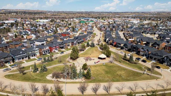 36 Westridge Rd, House other with 4 bedrooms, 4 bathrooms and 3 parking in Okotoks AB | Image 37