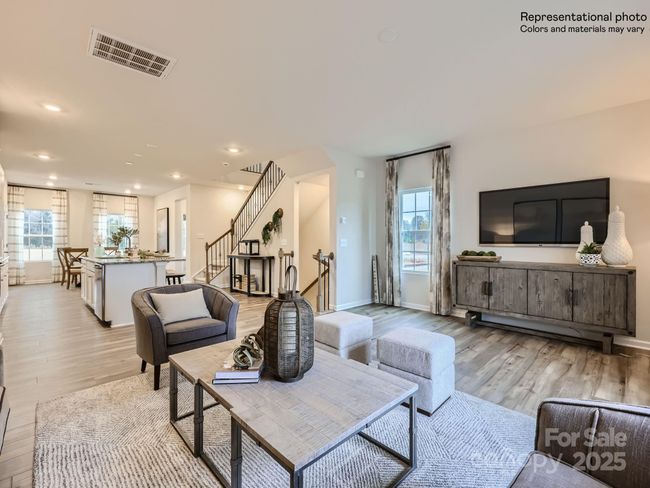 Living Room | Image 14