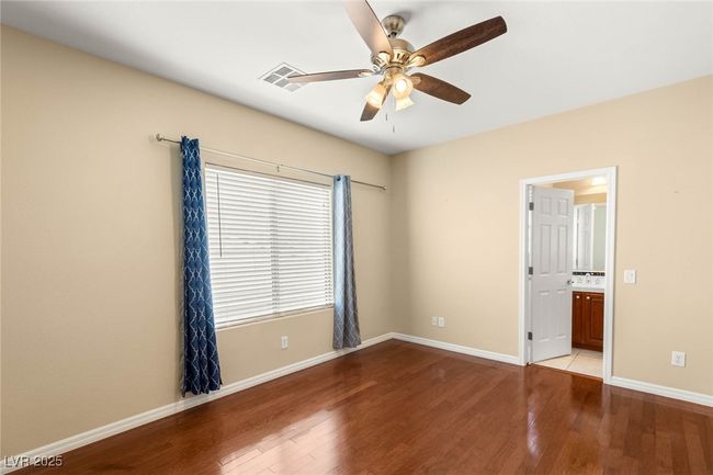 17 Morninglow Pass, House other with 4 bedrooms, 4 bathrooms and null parking in Henderson NV | Image 39