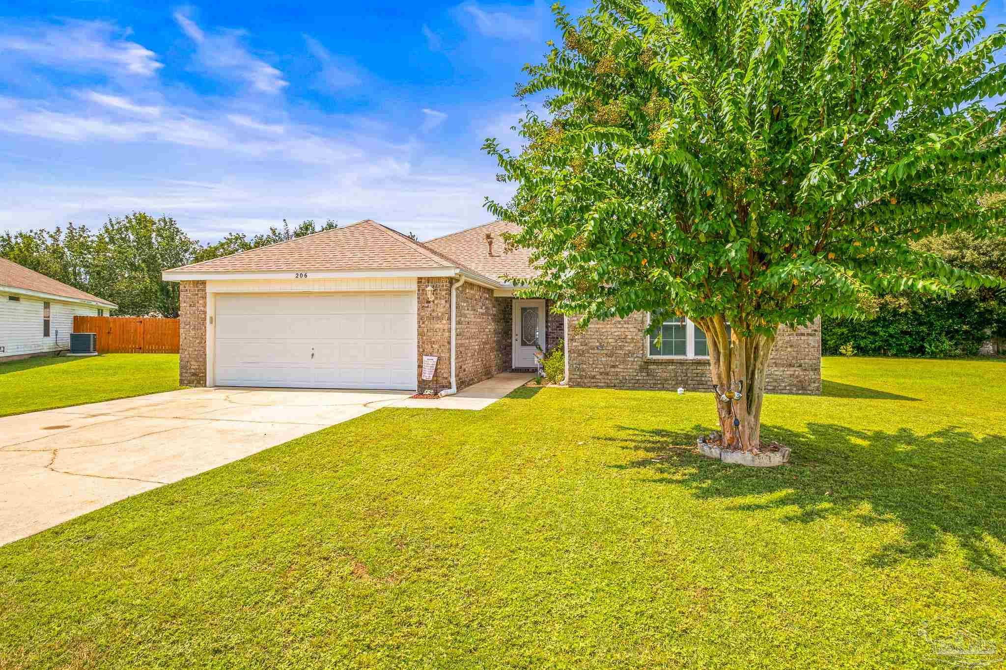 Darrah Cir, Pensacola, FL 32526