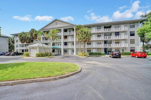 apt-406-1721 Whitehall Dr, Davie, FL, 33324-6946 | Card Image