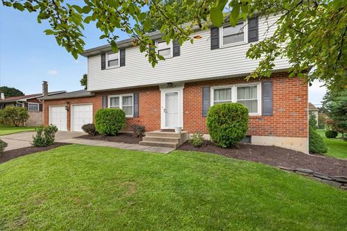 2722 Andrea Dr, ALLENTOWN, PA, 18103-4602 | Card Image
