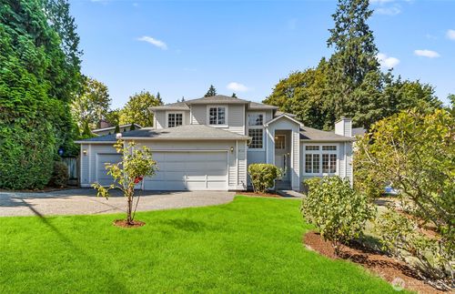 8721 128th Ave Ne, Kirkland, WA, 98033-5926 | Card Image