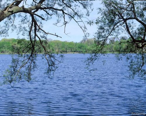 2629 Turtle Shores Dr, Bloomfield Hills, MI, 48302-0779 | Card Image