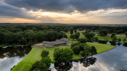 6712 N Hills Dr, Texarkana, TX, 75503-1914 | Card Image