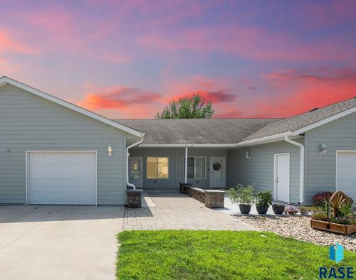 unit-2-703 N Mundt Ave, Hartford, SD, 57033-2286 | Card Image