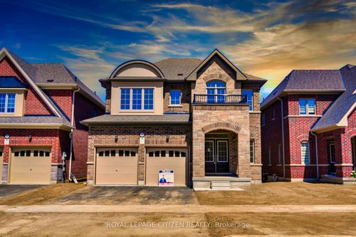 99 Robin Trail, Port Perry, ON, L9L0E2 | Card Image