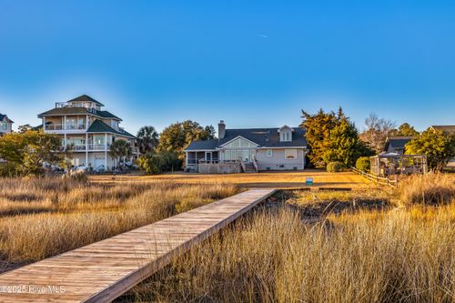 119 Sound View Dr N, Hampstead, NC, 28443-2511 | Card Image