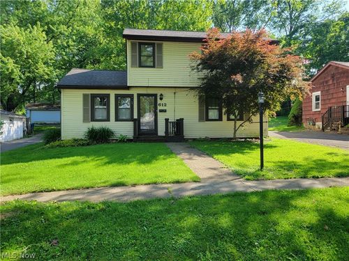 612 Cuyahoga St, Kent, OH, 44240-2122 | Card Image
