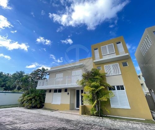 31-White Sands Lane The Clusters, DORADO, PR, 00646 | Card Image
