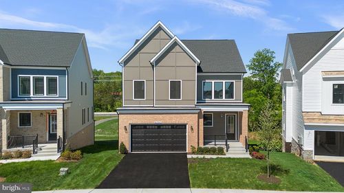 stone-36-f2-2 Golden Holly Drive, BRAMBLETON, VA, 20148 | Card Image