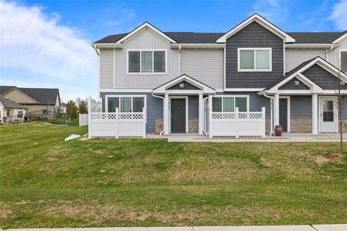 5718 Ne Dawson Ln, Ankeny, IA, 50021-1220 | Card Image