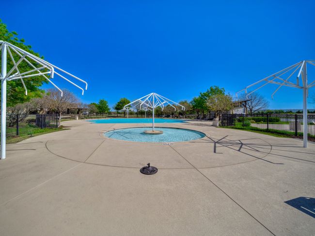 2040 Old Glory Ln, House other with 3 bedrooms, 2 bathrooms and null parking in Heartland TX | Image 29