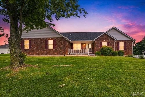 818 E Wood, Columbia, IL, 62236-2083 | Card Image