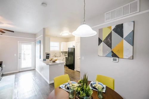 526-6710 Babcock Road, San Antonio, TX, 78249 | Card Image