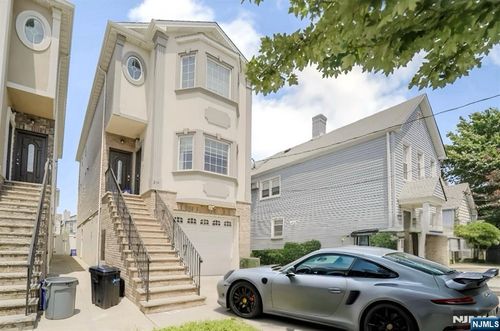 314 Warren St, Harrison, NJ, 07029-1740 | Card Image