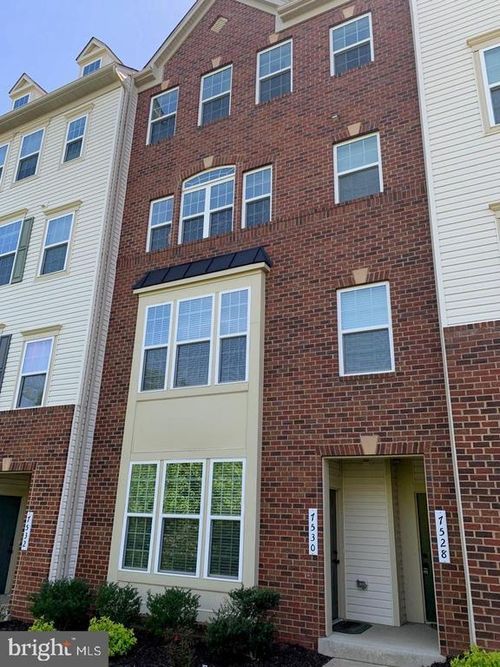 7528 Brunson Cir, GAINESVILLE, VA, 20155-4913 | Card Image