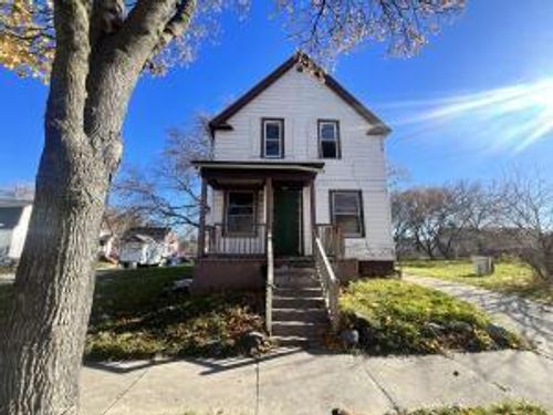 2832 N 14th Street, Milwaukee, WI, 53206 | Card Image