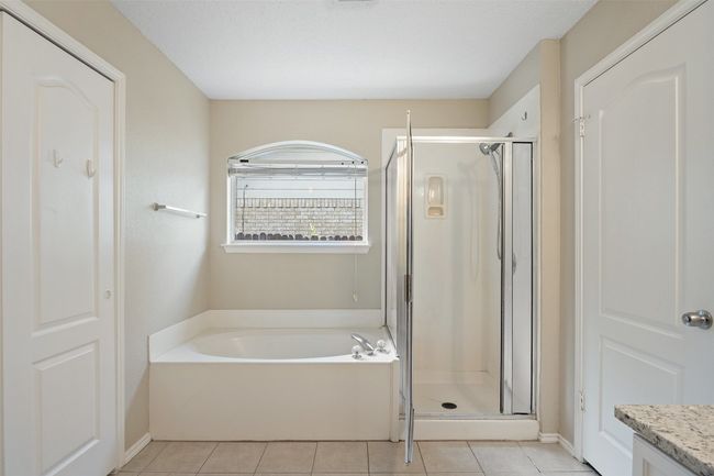 1008 Chippewa, House other with 4 bedrooms, 2 bathrooms and 4 parking in Round Rock TX | Image 24