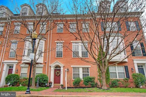 235 Medlock Ln, ALEXANDRIA, VA, 22304-7790 | Card Image