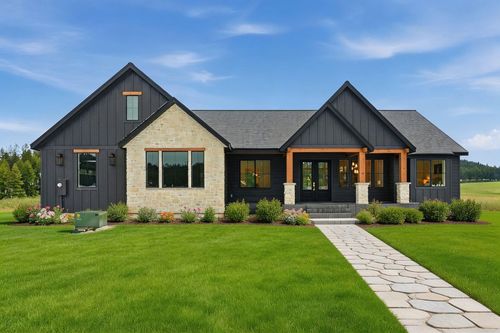 8818 E Little Deep Creek Ln, Colbert, WA, 99005 | Card Image