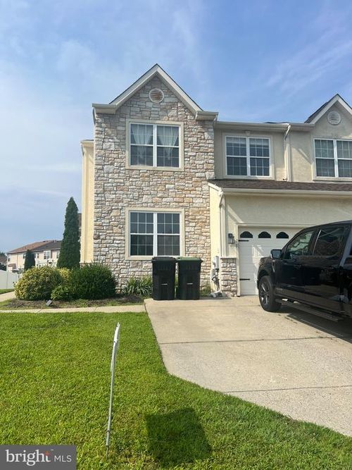 18 Bryce Rd, BERLIN, NJ, 08009-1423 | Card Image