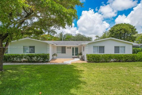 17460 Sw 85th Ave, Palmetto Bay, FL, 33157-6060 | Card Image