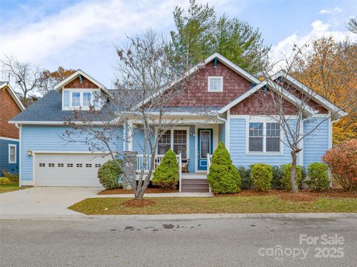 1 Craftsman Cir, Asheville, NC, 28805-8216 | Card Image