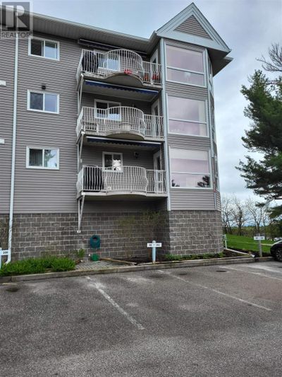 210 - 471 Lakeview Dr, Condo with 3 bedrooms, 2 bathrooms and null parking in Kenora ON | Image 2