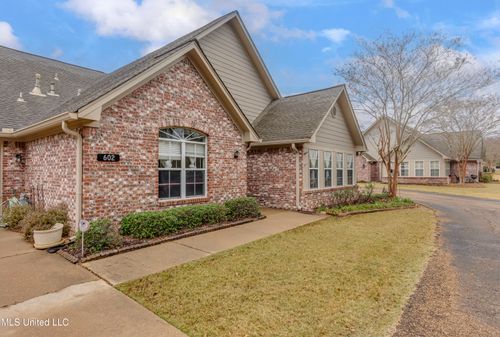 602 Charmant Pl, Ridgeland, MS, 39157-4334 | Card Image