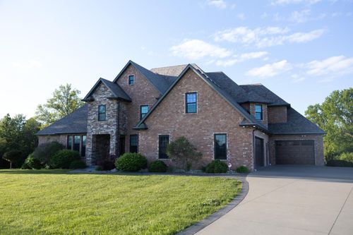 814 Lockport Dr, CENTRALIA, MO, 65240-4148 | Card Image