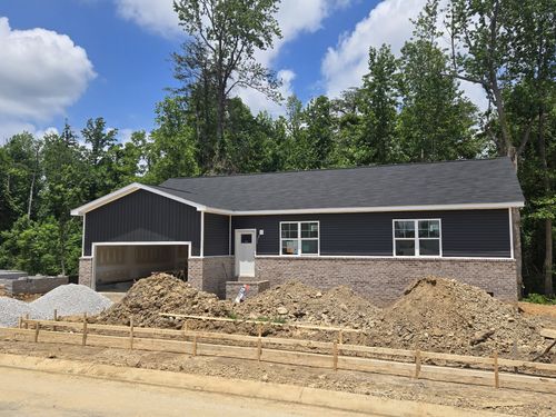 2390 Nelson Way, Cookeville, TN, 38506-2240 | Card Image
