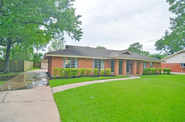 823 Timber Cove Dr, House other with 3 bedrooms, 2 bathrooms and 2 parking in Seabrook TX | Image 33