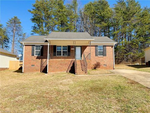 4806 Shady Pine Dr, Greensboro, NC, 27455-1513 | Card Image