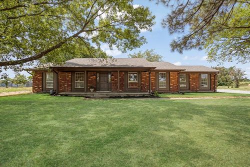 3991 W Texas Highway 56, Ector, TX, 75439-5622 | Card Image