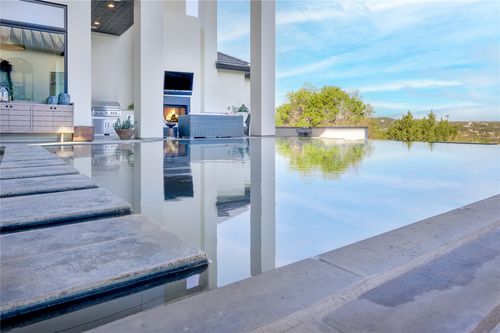 4300 Derrick Cv, Spicewood, TX, 78669-5119 | Card Image